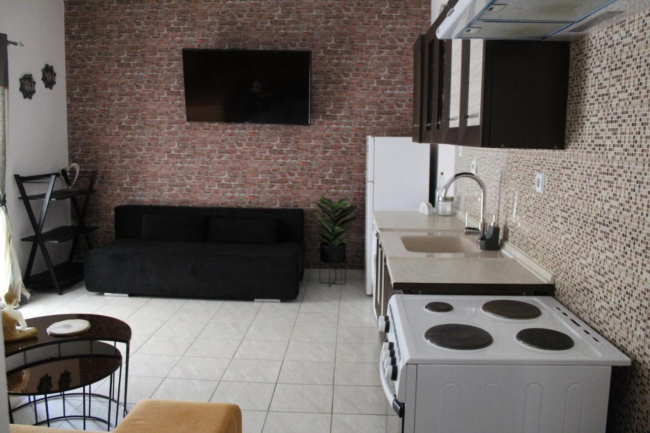 Azure Bliss Suites Nikiti  Exterior photo